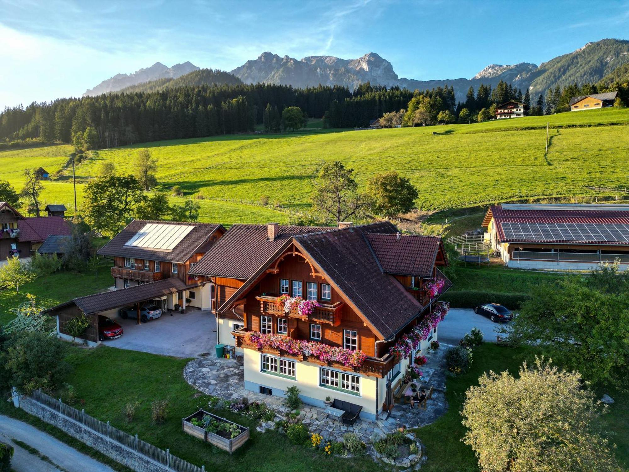 Linarhof Apartment Urlaub Am Bio Bauernhof เฮาส์ อิม เอนน์สทาล ภายนอก รูปภาพ